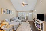 4020 Commons Dr - Photo 6