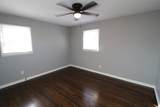 300 Walton Ave - Photo 15