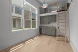2305 Eastland Ave - Photo 37