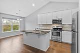 395 Devon Chase Hl - Photo 16