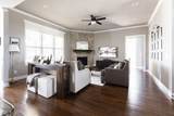 1057 Pretender Way - Photo 7