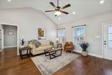 207 Bedford Ct - Photo 11