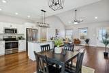 207 Bedford Ct - Photo 17