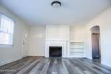 2819 Woodbine Ave - Photo 3