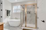 6008 Northern Oak Chase Dr - Photo 16