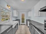 915 Richardson St - Photo 11