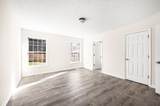 1304 W Running Brook Rd - Photo 16