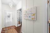 1063 Hampton Place Circle - Photo 4