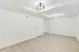 522 E Trinity Ln - Photo 31