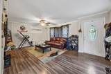 521 Thomas Ave - Photo 8