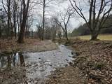 329 Cavender Rd - Photo 32