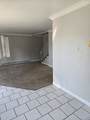 550 Harding Pl - Photo 4