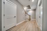 1121 Lawrence Ave - Photo 20
