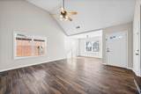 1002 Hendricks Ct - Photo 4