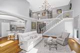 513 Barrington Dr - Photo 5