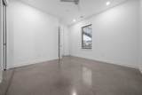 415 Merritt Ave - Photo 18