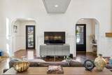 923D Gale Ln - Photo 10