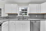 420 Thompkins Ln - Photo 11