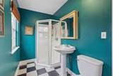 1404 Clarke St - Photo 17