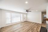 2936 Lyndale Dr - Photo 9