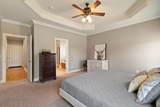 3013 Honeysuckle Dr - Photo 29