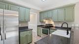 122 Point Dr - Photo 18