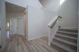 146 Ravens Crest Ave - Photo 4