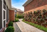 53 Whitworth Blvd - Photo 54
