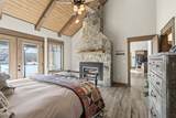 722 Hemlock Ln - Photo 4