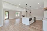 1303 Chickering Dr - Photo 10