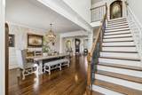 427 Creekview Drive - Photo 9