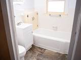 220 Jennings Ave - Photo 14