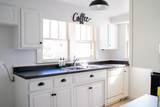220 Jennings Ave - Photo 8