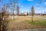 201 Oak Hollow Rd - Photo 10