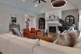 437 Sheas Way - Photo 11