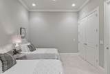 1024 Club View Dr - Photo 32