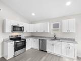 711 Hunt Street - Photo 11