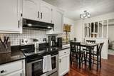 1005 Homestead Trl - Photo 11