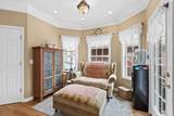 208 Oscar Ct - Photo 11