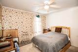 932 Coarsey Dr - Photo 16