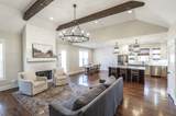 2033 Virginia Ave - Photo 5