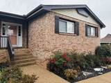 525 Castlegate Dr - Photo 2