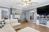 606 Kingston St - Photo 4