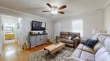 1075 Heatherwood Rd - Photo 3
