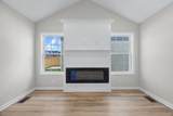2627 Scott Dr - Photo 11