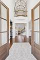 1542 Amesbury Ln - Photo 4