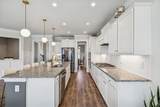 606 Rumsford Ln - Photo 10