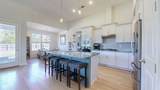 511 Oakvale Ln - Photo 3