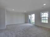 1068 Mountain View Dr - Photo 3