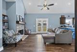 2086 Beverly Ct - Photo 11